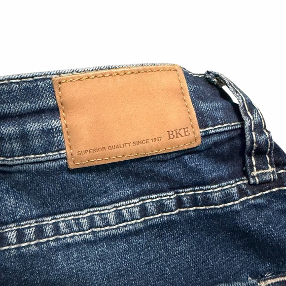 BKE Women's Gabby Curvy Fit High Rise Stretch Capri Jeans | Size 28 - Picture 7 of 8